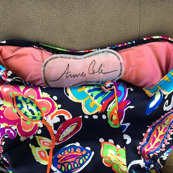 ♻️Reposted New Anne Cole deep plunge paisley pom one piece swimsuit in size 6 - Picture 9 of 13